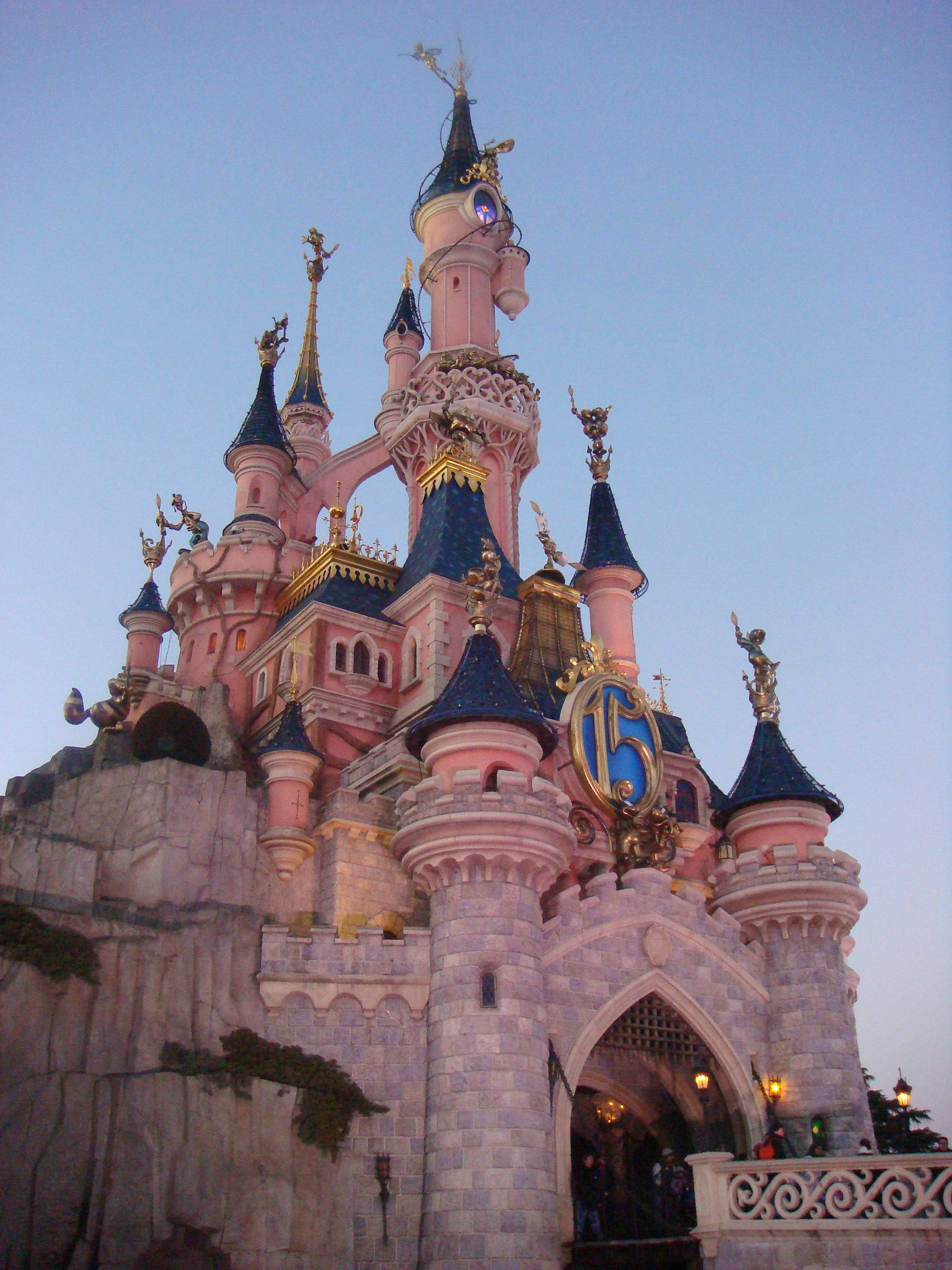 DisneyParis/Paris_223Sleeping_Beauty_Castle.JPG