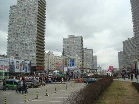 Mar2008/Novvy_Arbat_St_Patricks_Day_parade.JPG