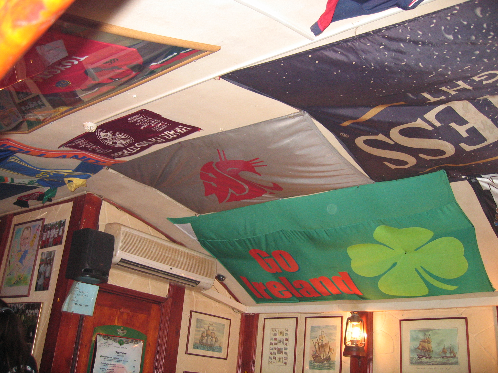 Mattcherylmoscow/04_Our_Cougar_flag_at_Silvers_Pub_in_Moscow.jpg