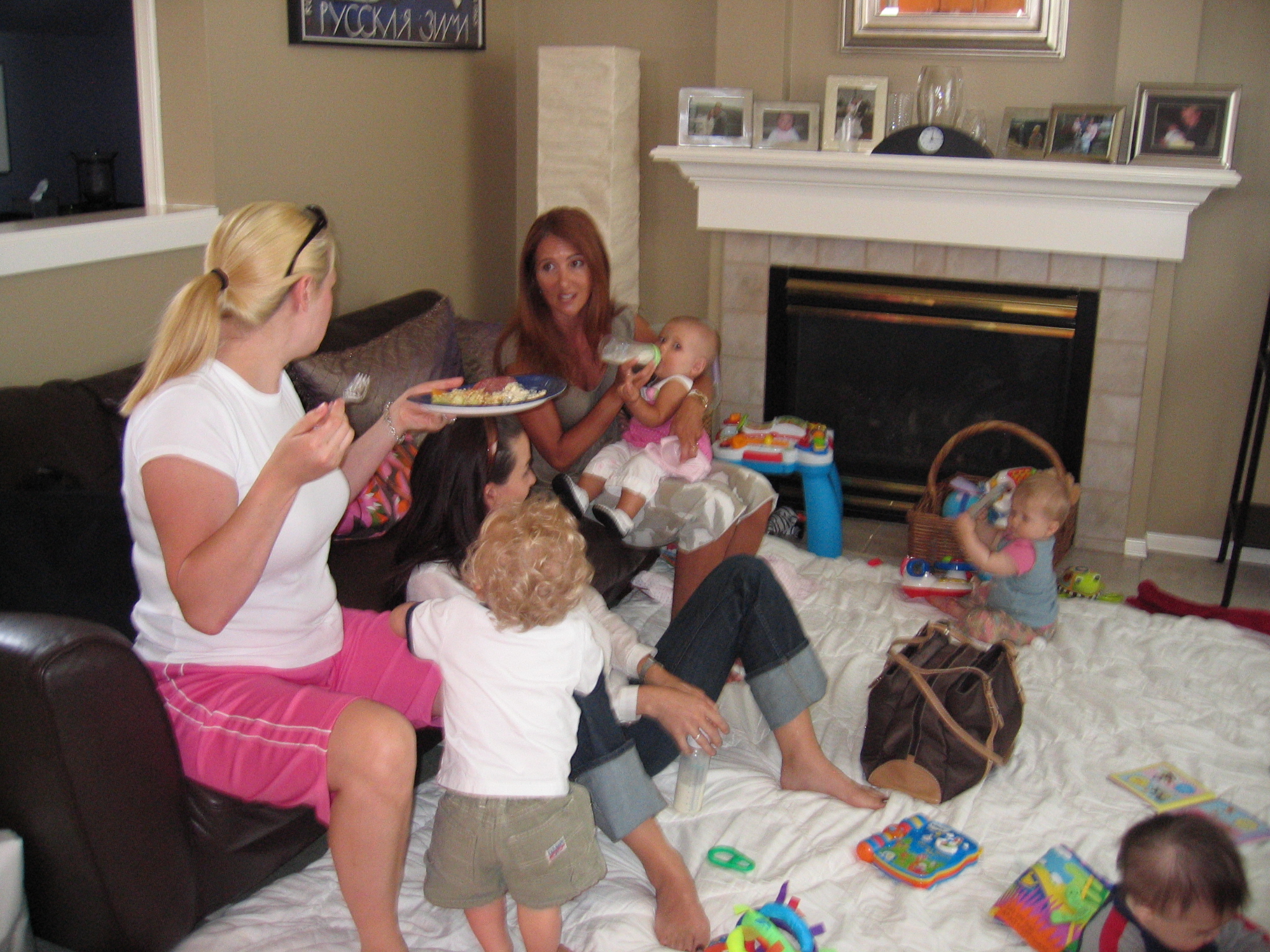 Megans1stbday/42__PEPS_at_our_house_on_Megan_s_birthday.jpg