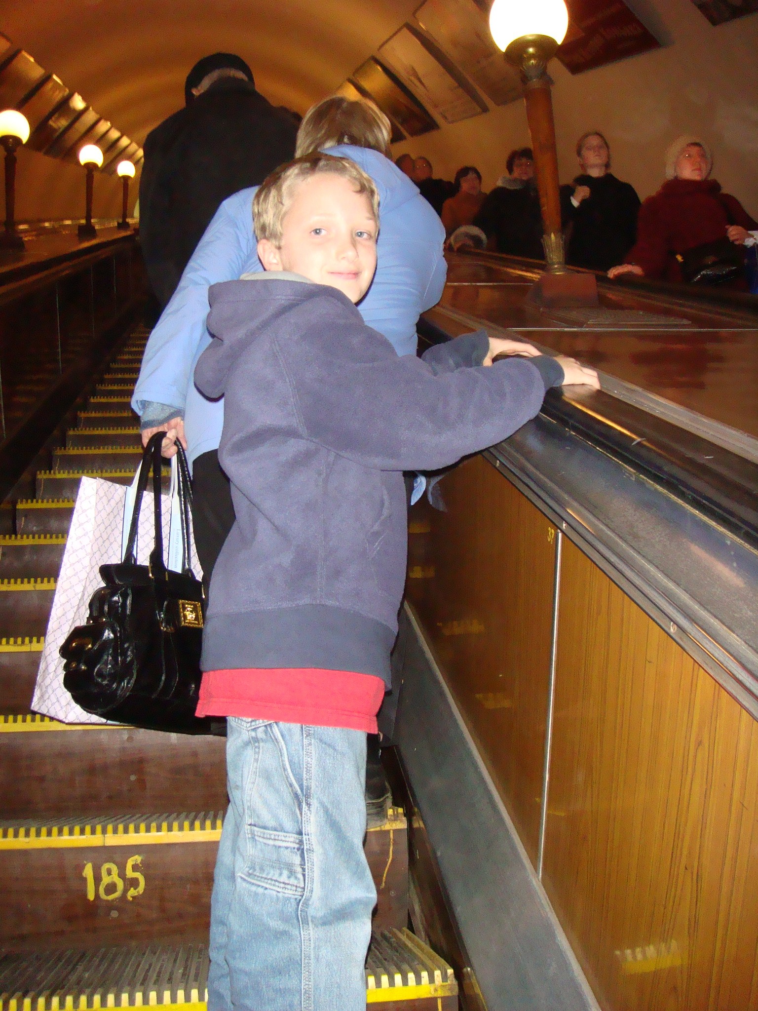 MoscowZoo/005Riley_riding_the_escalator_in_the_metro.JPG
