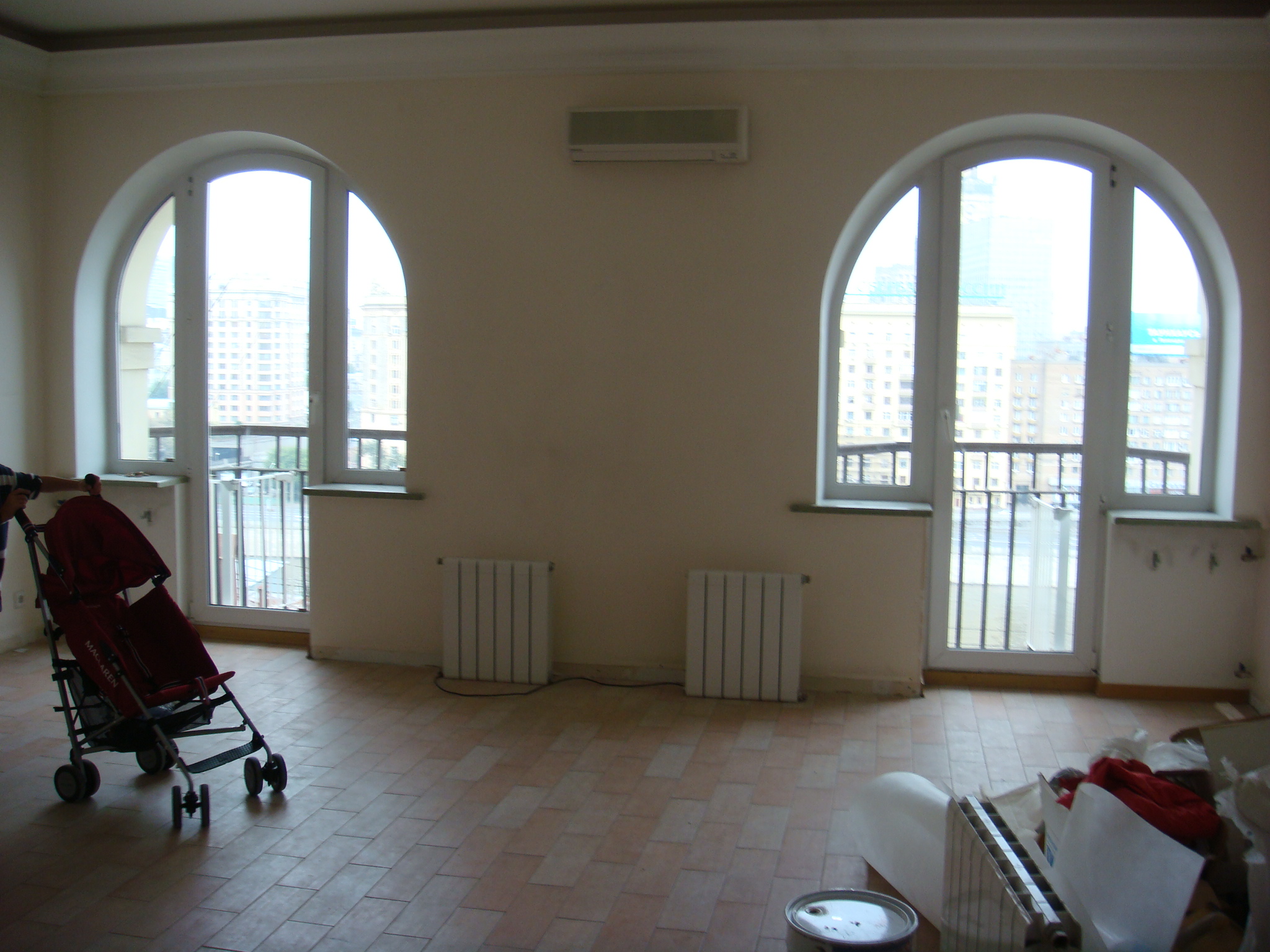 NewApartment/121livingroom.JPG