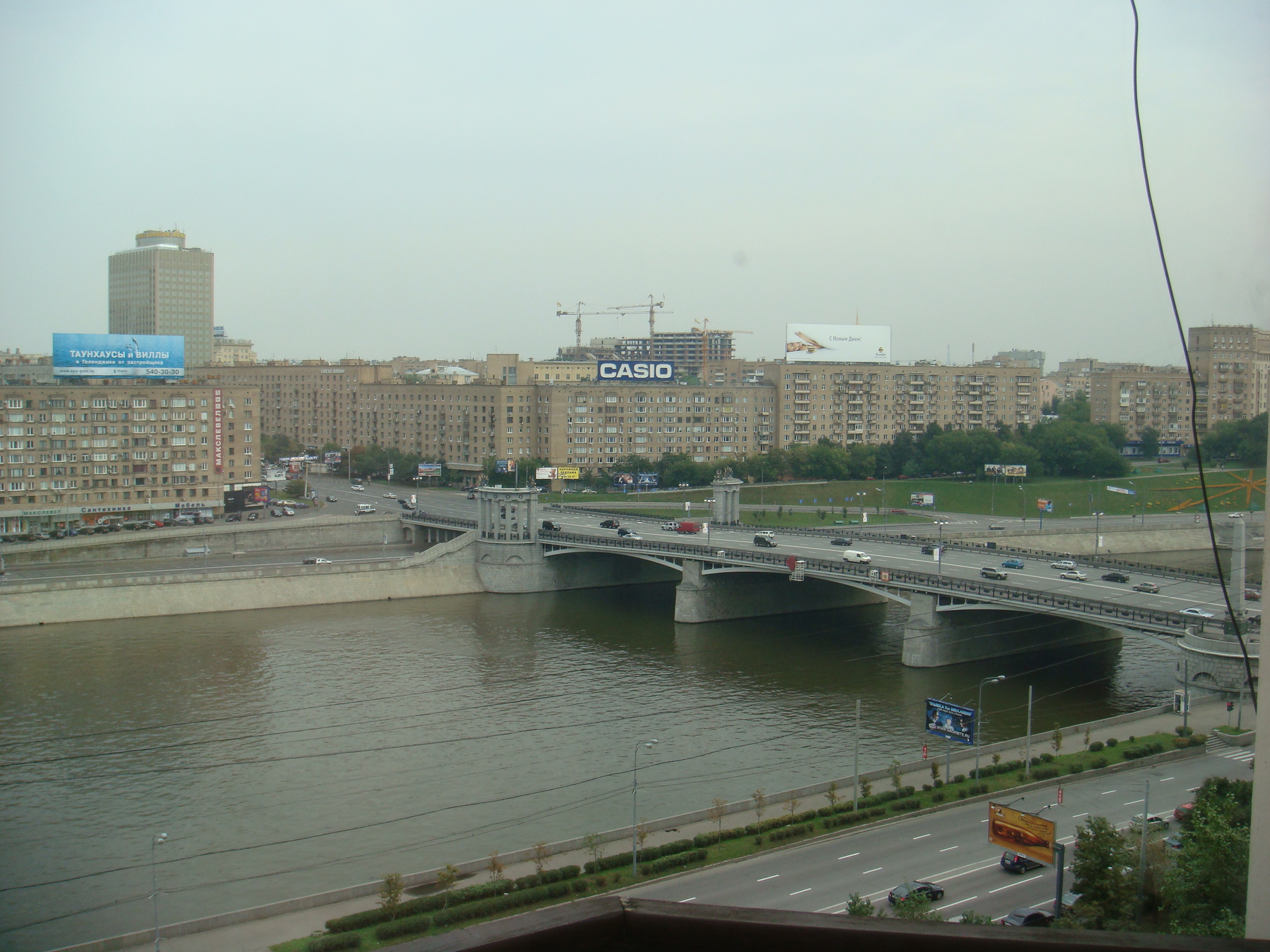 NewApartment/view_from_livingroom125.JPG