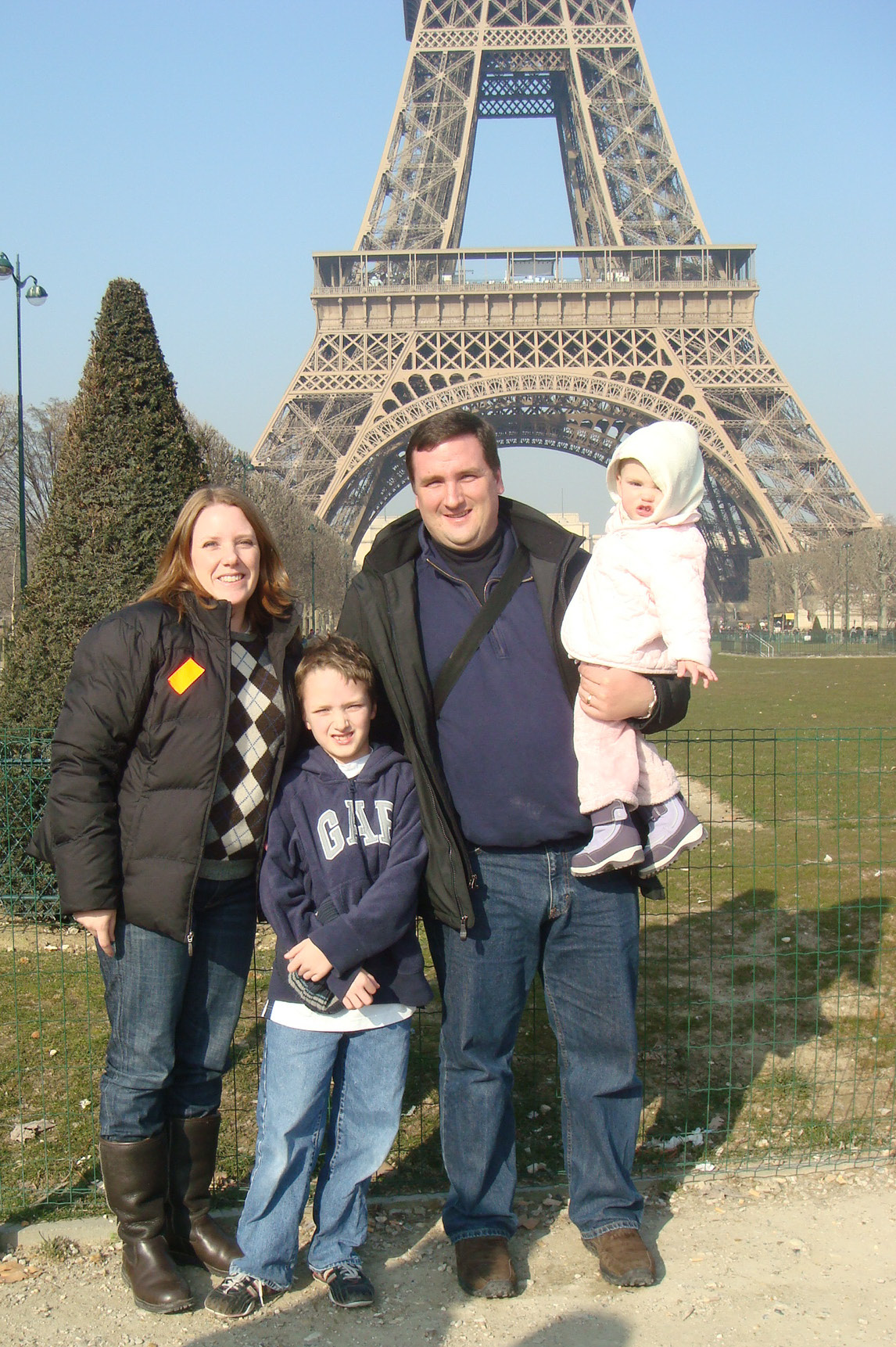 Paris/Paris_416The_Laase_family_at_the_Eiffel_Tower.JPG