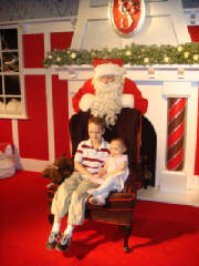 goingtoseesanta/071GoingtoseeSantaChristmas2007.JPG