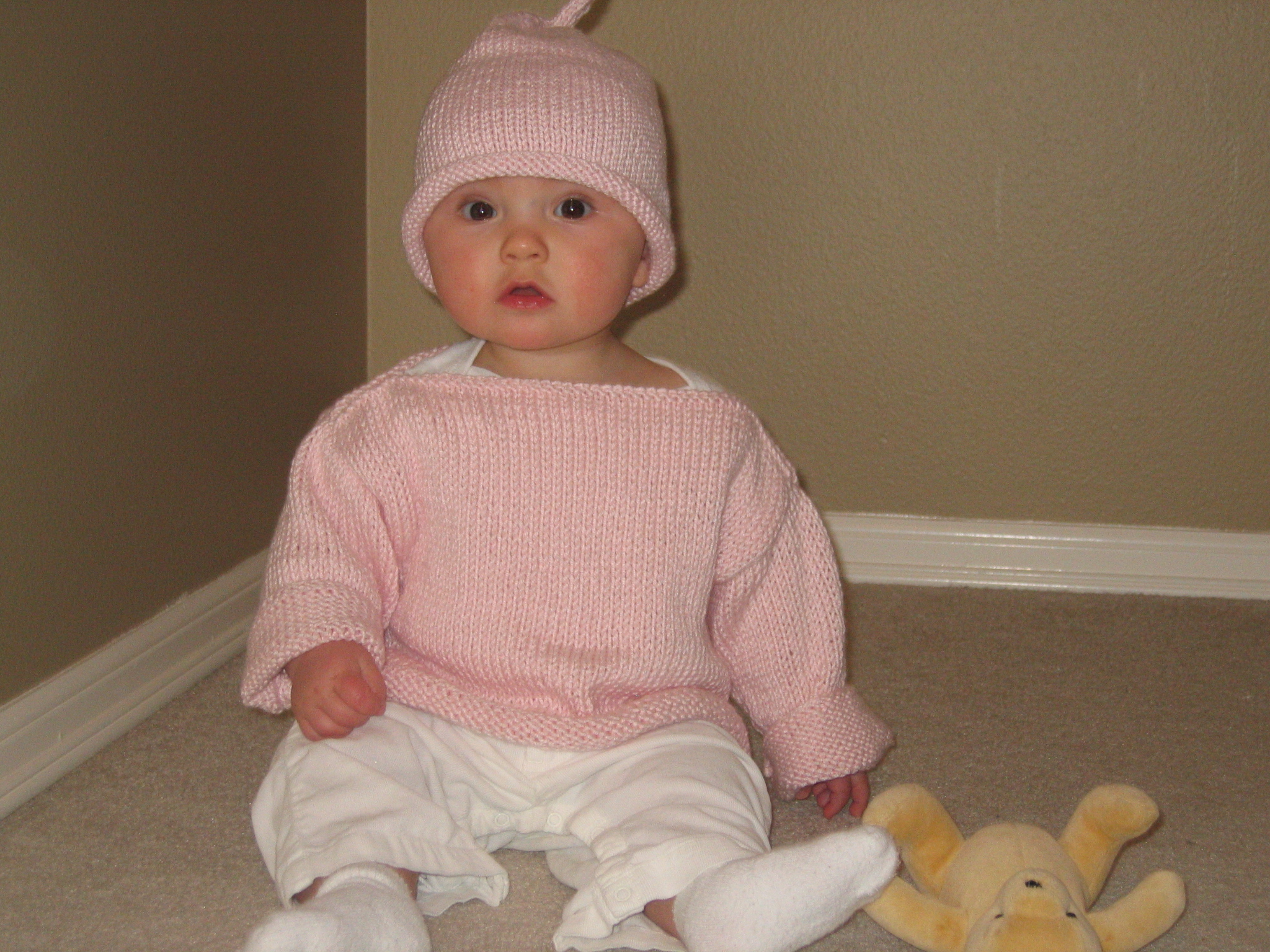 mar2007/Grandma_Kay_s_sweater_and_hat__March_2007_012.jpg