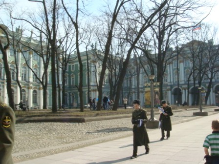 winterpalace/151The_Winter_Palace_courtyard.JPG